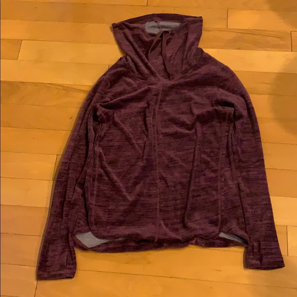 TURTLE NECK PURPLE PULLOVER size small